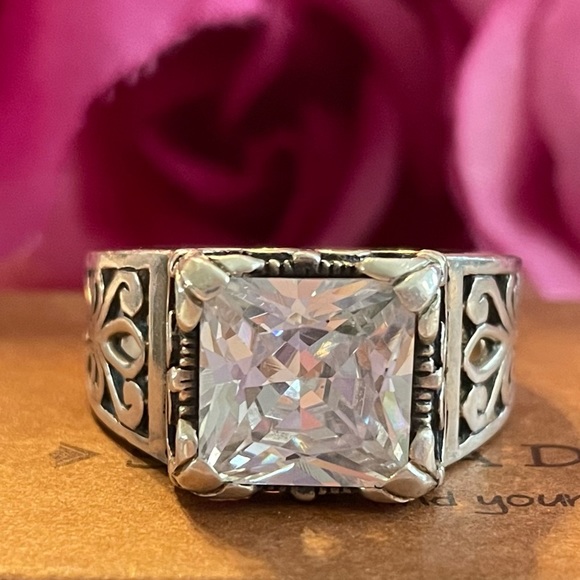 Silpada ‘Uptown’ Cubic Zirconia Sterling Ring R0981 - Picture 1 of 14